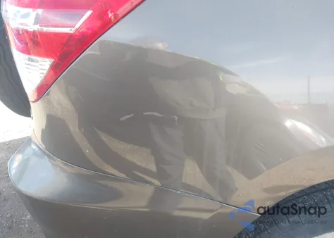 2010 Toyota Rav4 z USA, uszkodzony, nr VIN 2T3JF4DV0AW059353